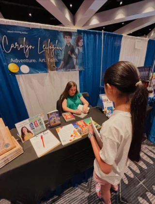 What a delight it was to meet Carolyn Leiloglou from @housefullofbookworms author of the Restorationist Trilogy.

We love the way she weaves art into her stories and invites children into an unforgettable fantasy world while exploring themes of courage, redemption, sacrifice, and the restoration of what is broken.

Have your kids read this series? If not, I highly recommend adding it to your family library!

#CarolynLeiloglou #UnderTheSwirlingSky #readaloud #HomeschoolBooks #raisingreaders